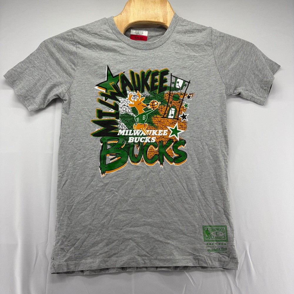 Mitchell & Ness Milwaukee Bucks Hardwood Classics Youth T-Shirt Gray Large 14/16